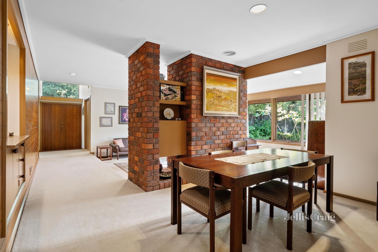 25 Sheringham Drive, Wheelers Hill image 3