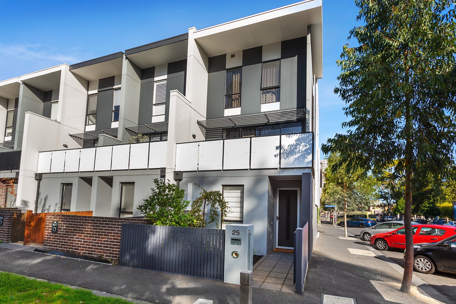 25 Smyth Mews, North Melbourne VIC 3051