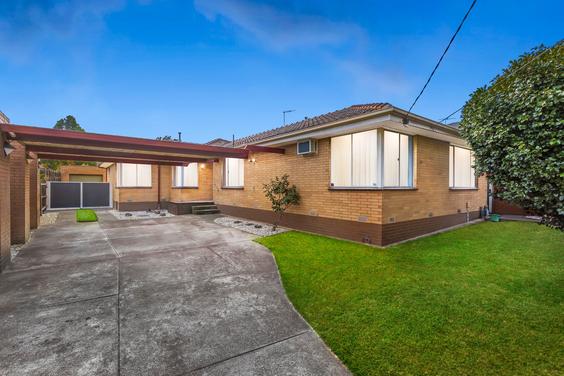 Property Gallery Thumbnail 2