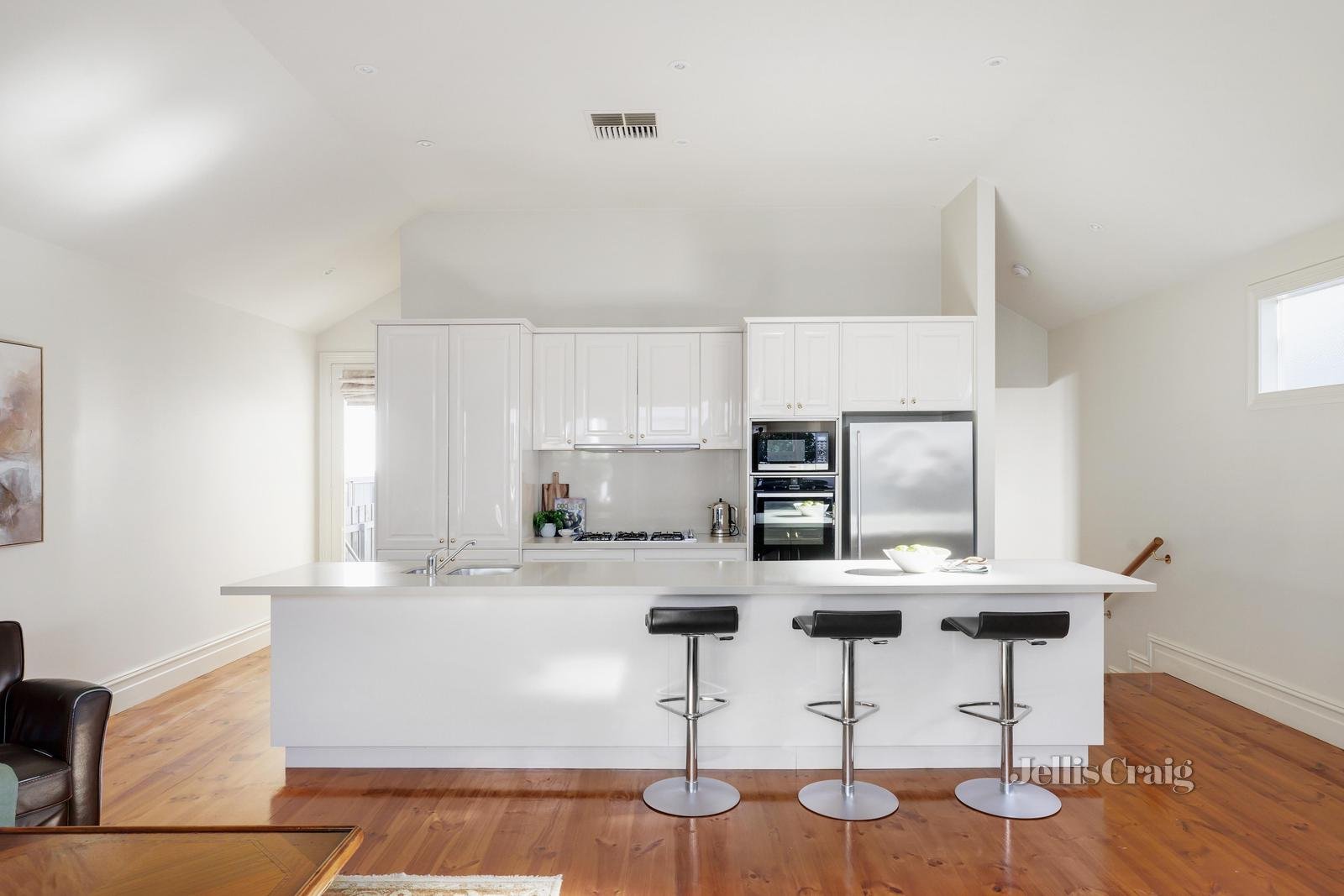 25 St Johns Avenue, Camberwell image 3