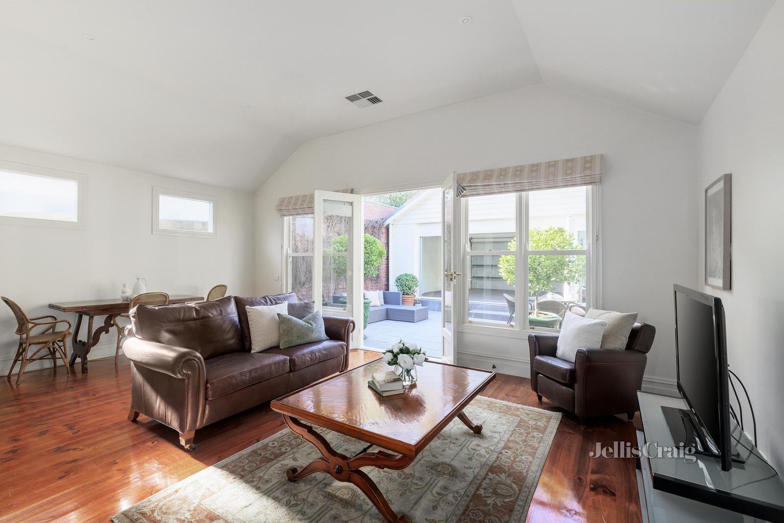 25 St Johns Avenue, Camberwell image 7