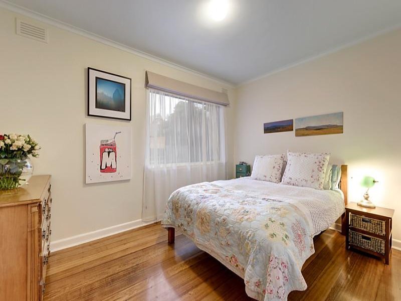 2/5 Stanley Avenue, Hawthorn East image 6