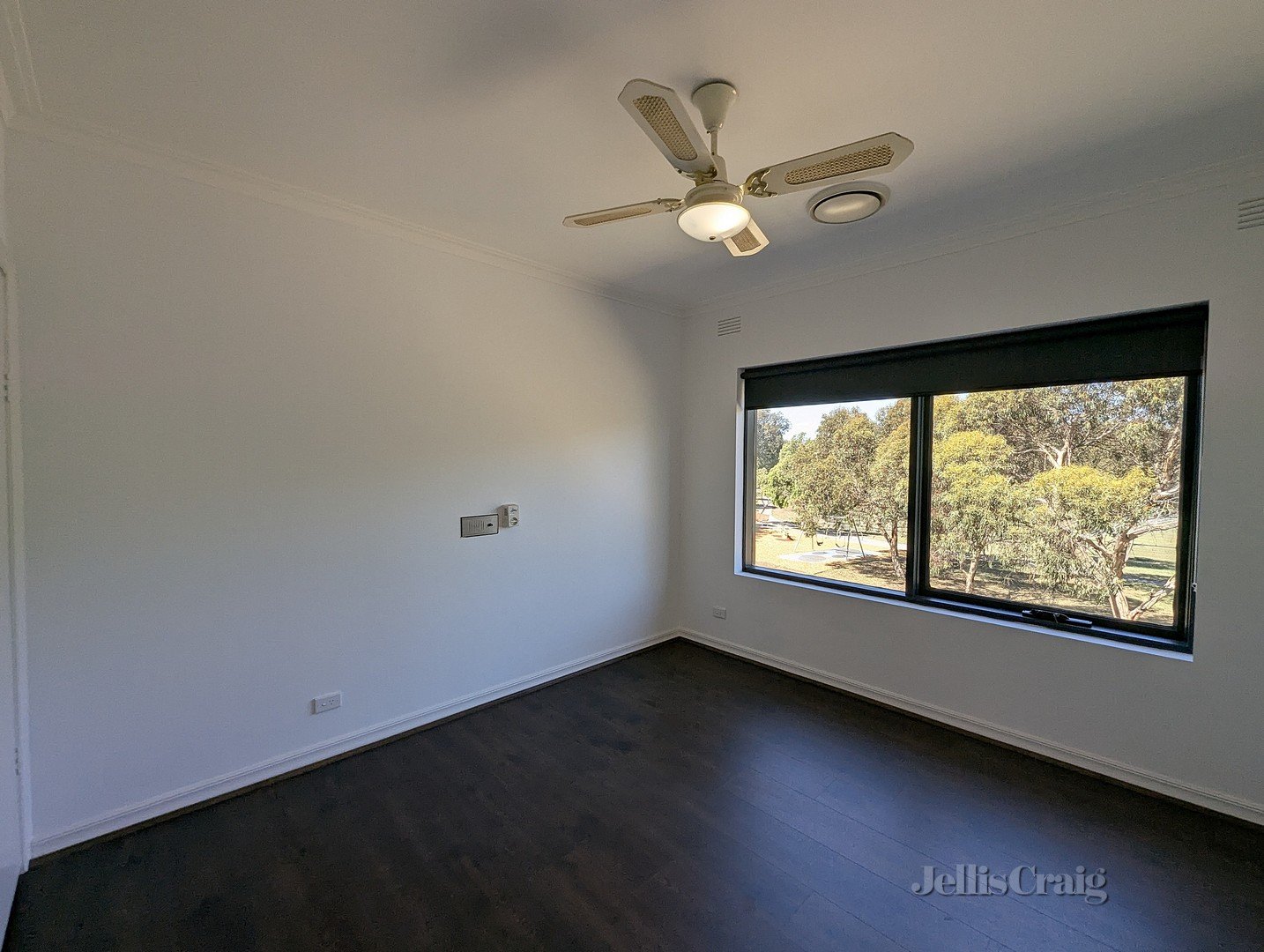 25 Suvla Grove, Coburg North image 5