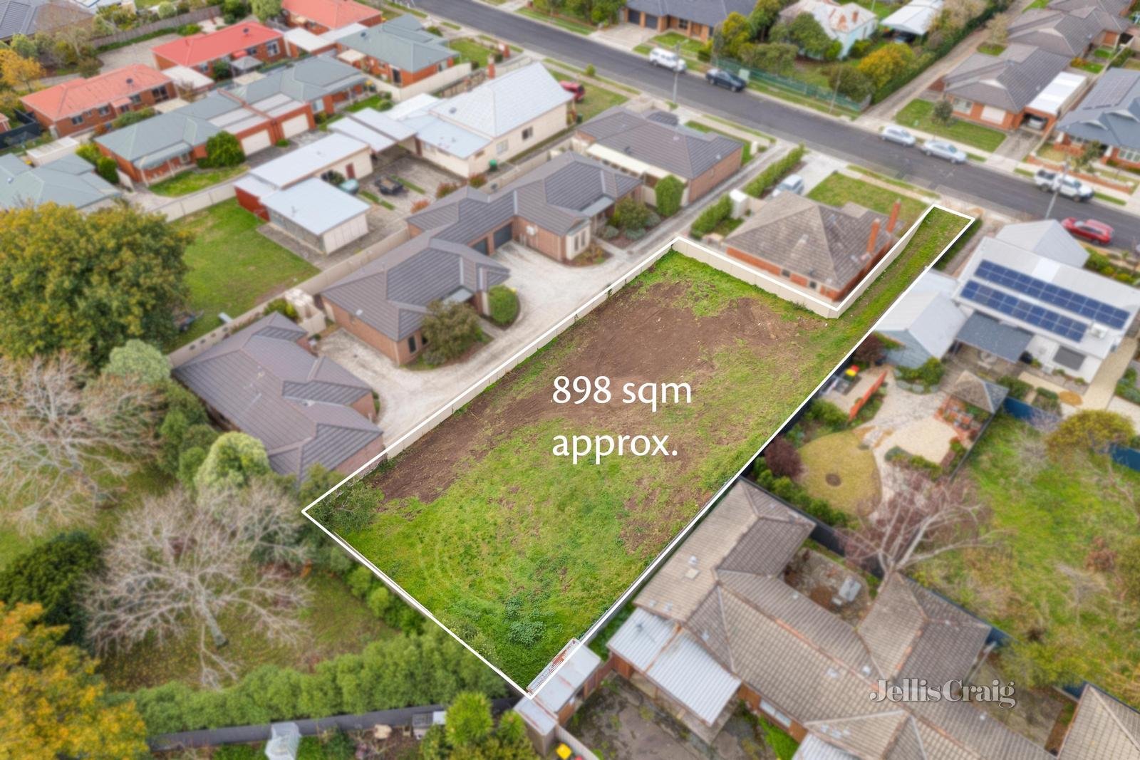 2/5 Symons Street, Wendouree image 3