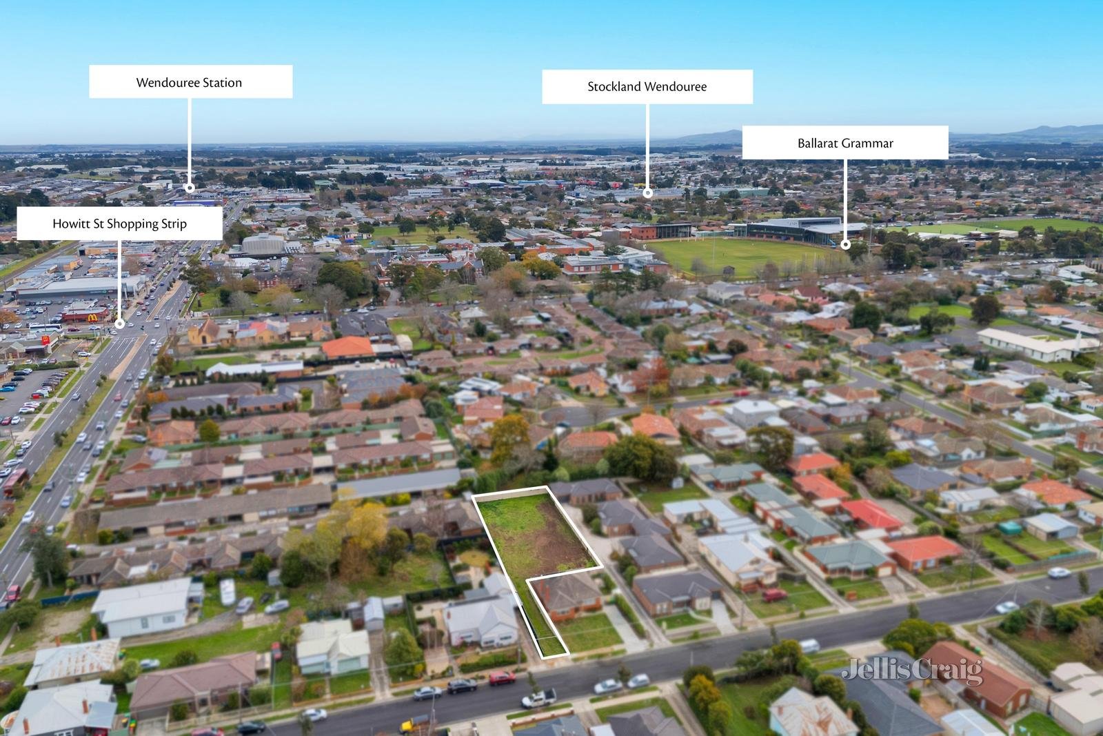 2/5 Symons Street, Wendouree image 4