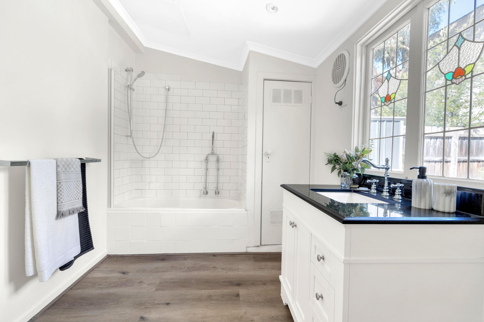 Property Gallery Thumbnail 8