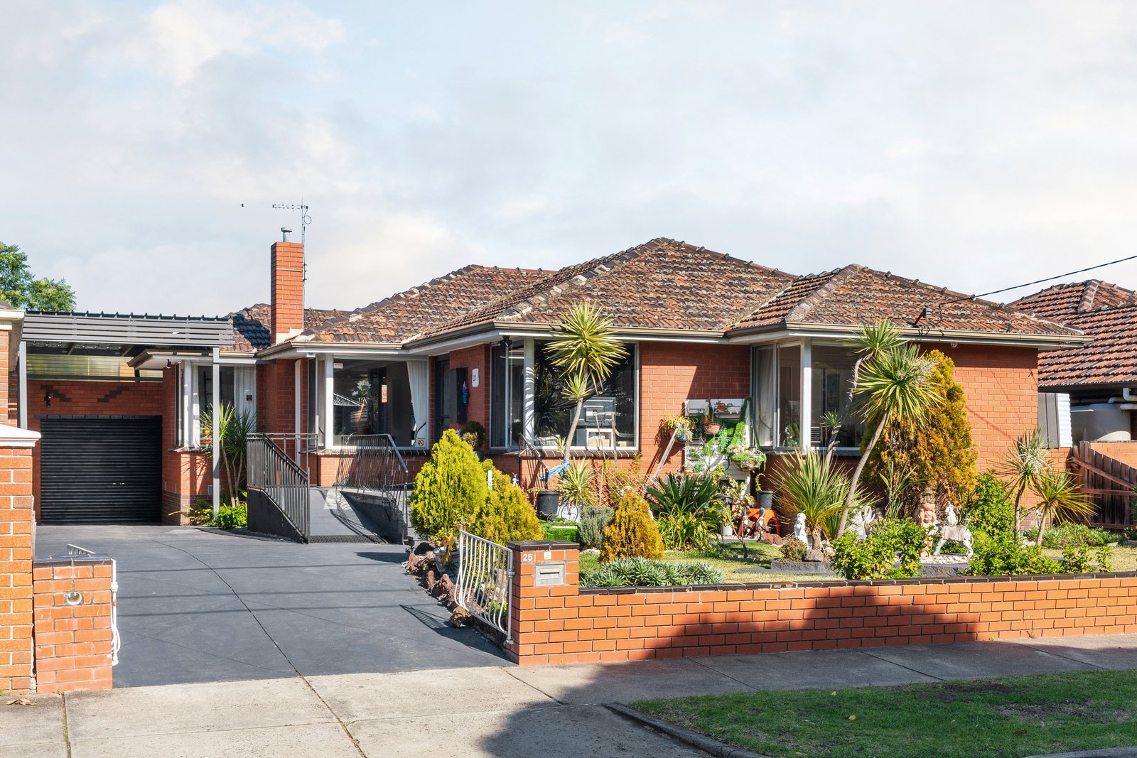 Property Gallery - Main Image