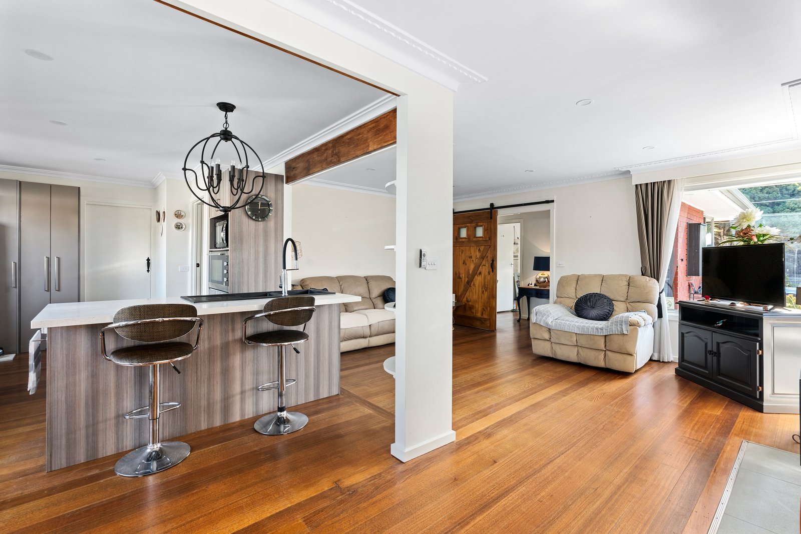 Property Gallery Thumbnail 5