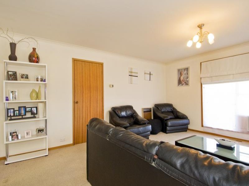 25 Thornhill Road, Highton image 5