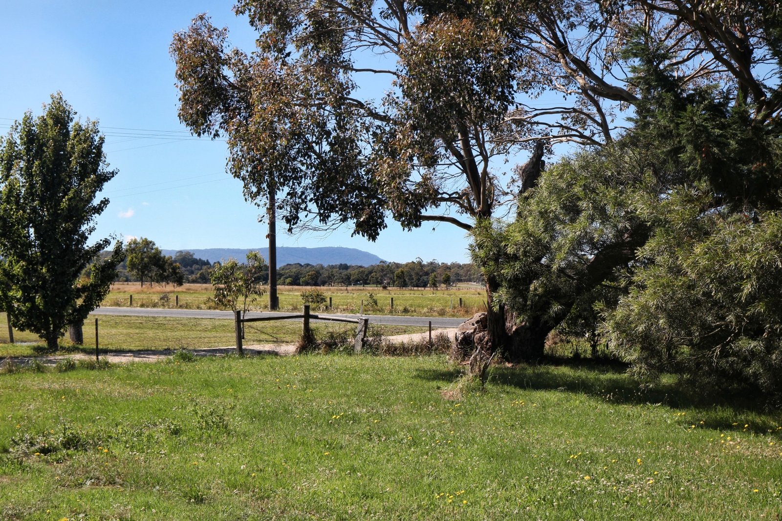 Property Gallery Thumbnail 3
