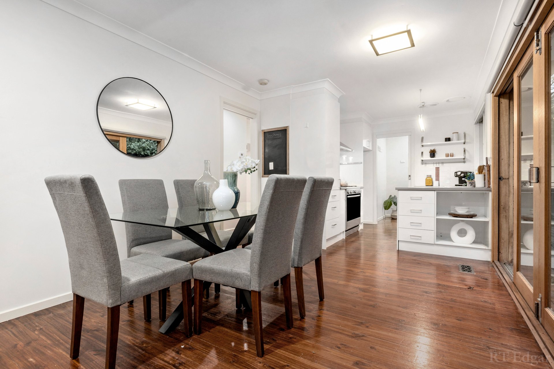 Property Gallery Thumbnail 3