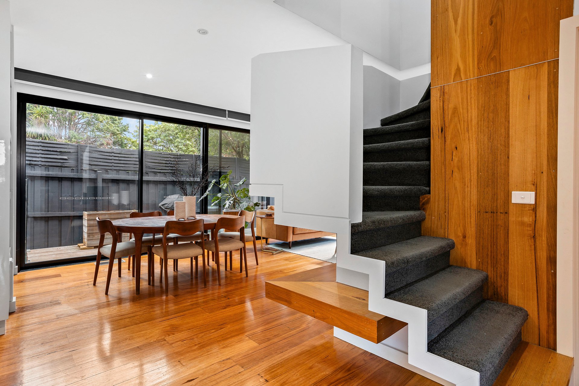 Property Gallery Thumbnail 4