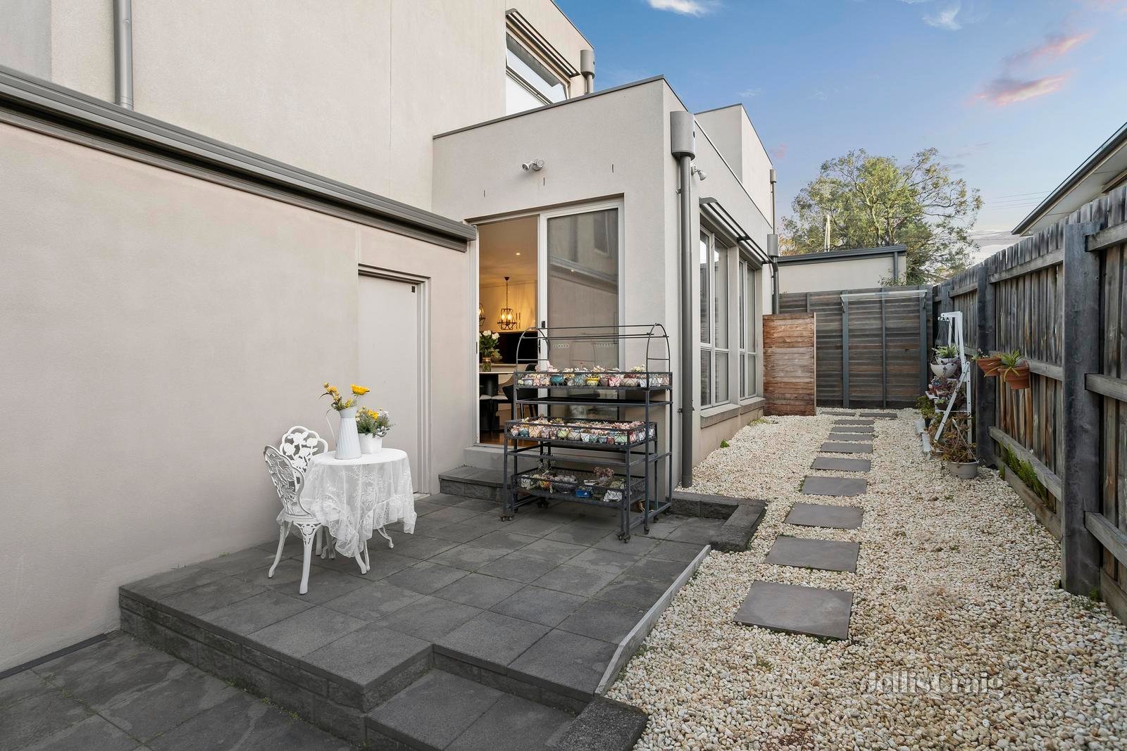 2/5 Verbena Street, Templestowe image 11