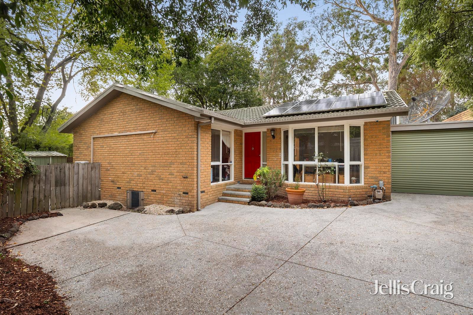 2/5 Vista Avenue, Ringwood&nbsp;East image 1