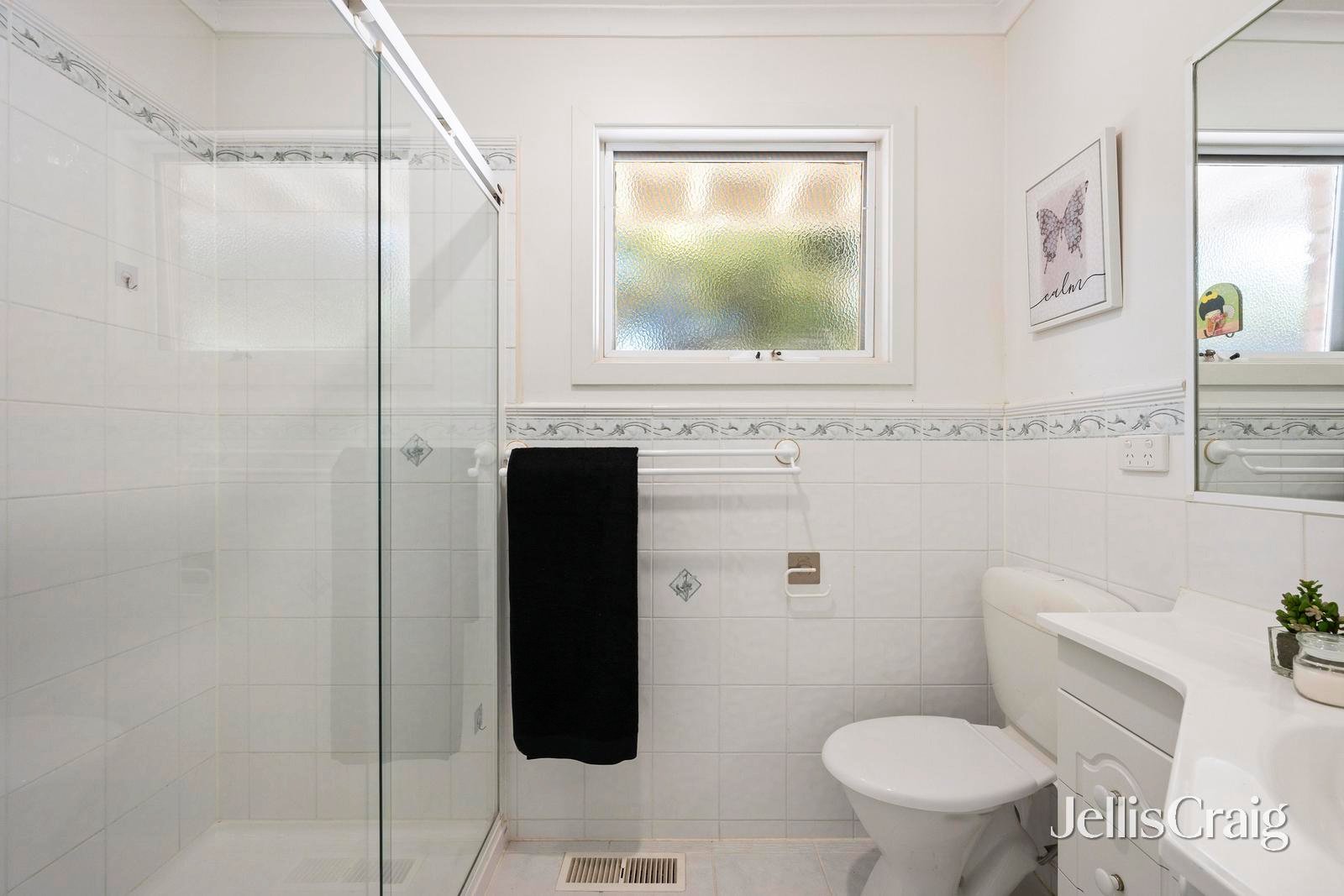 25 Walhalla Drive, Ringwood&nbsp;East image 10