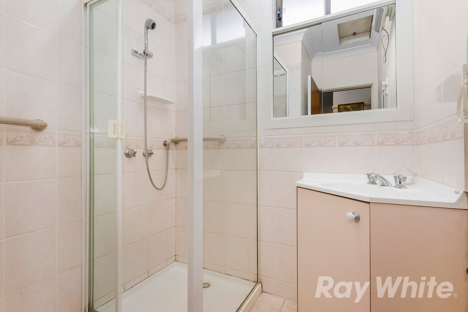 25 Walter Street, Glen Waverley image 7