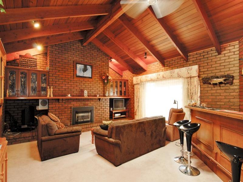 25 Waurnvale Drive, Belmont image 2