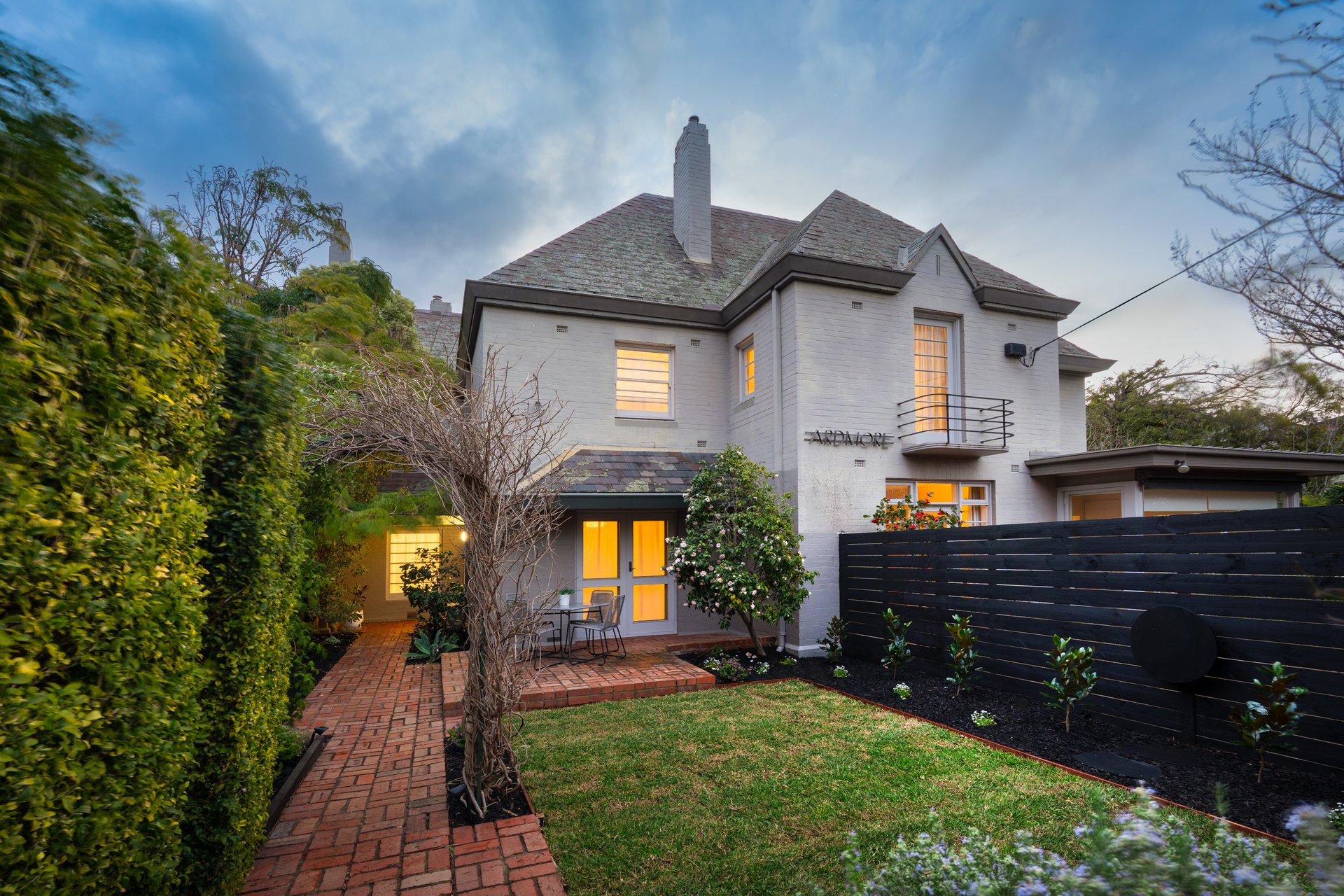 2/5 Webb Street, Brighton image 2