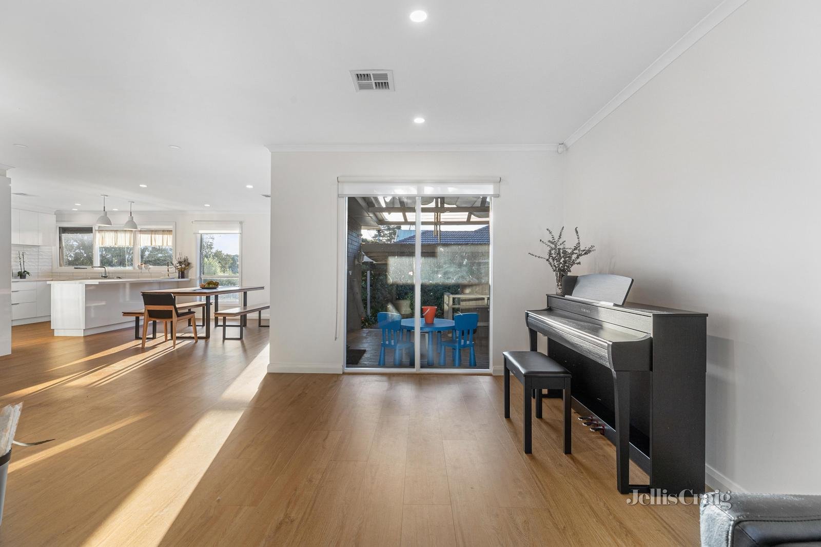 25 Wetherby Road, Doncaster image 7