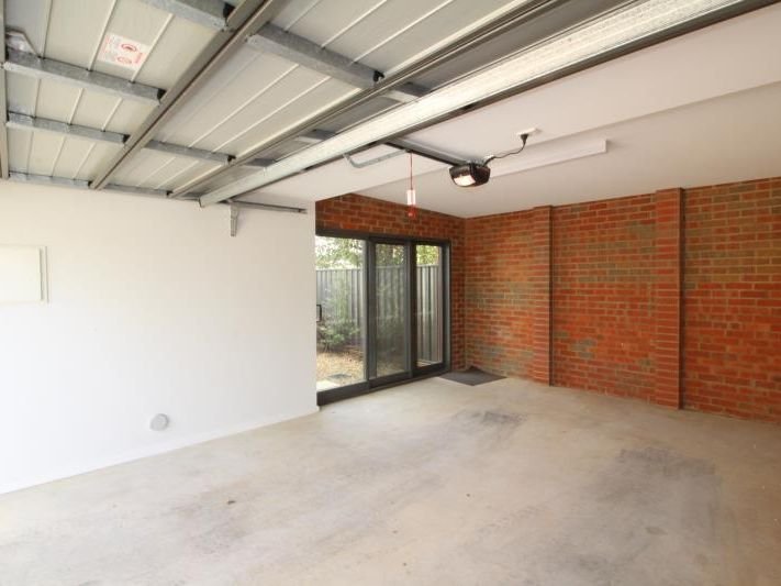 2/5 Wheeler Place, Geelong image 7