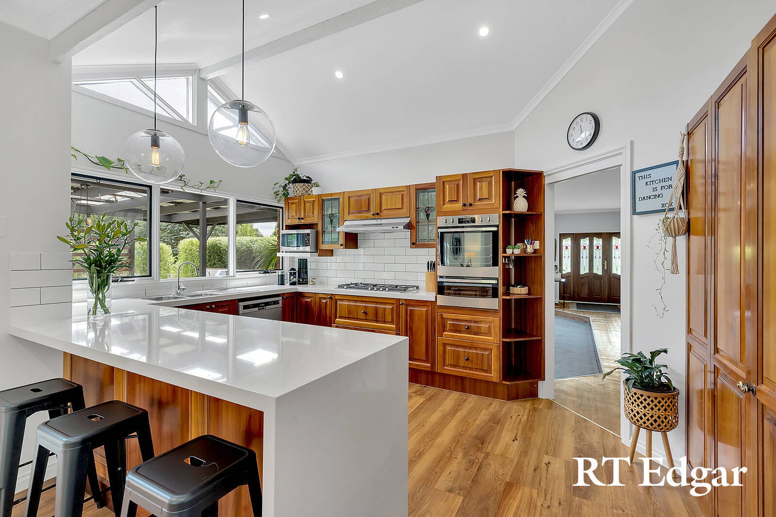 Property Gallery Thumbnail 3