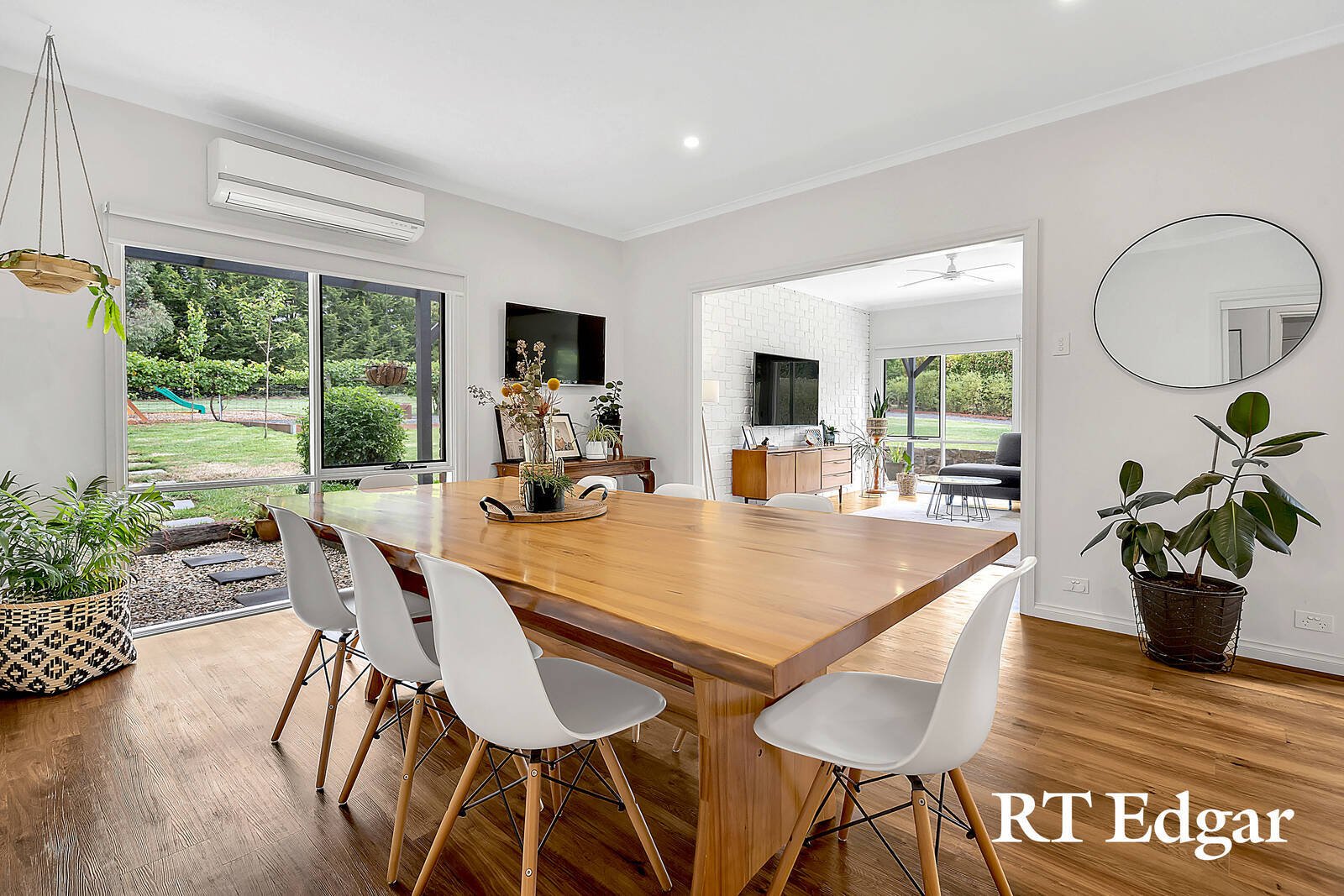 Property Gallery Thumbnail 6