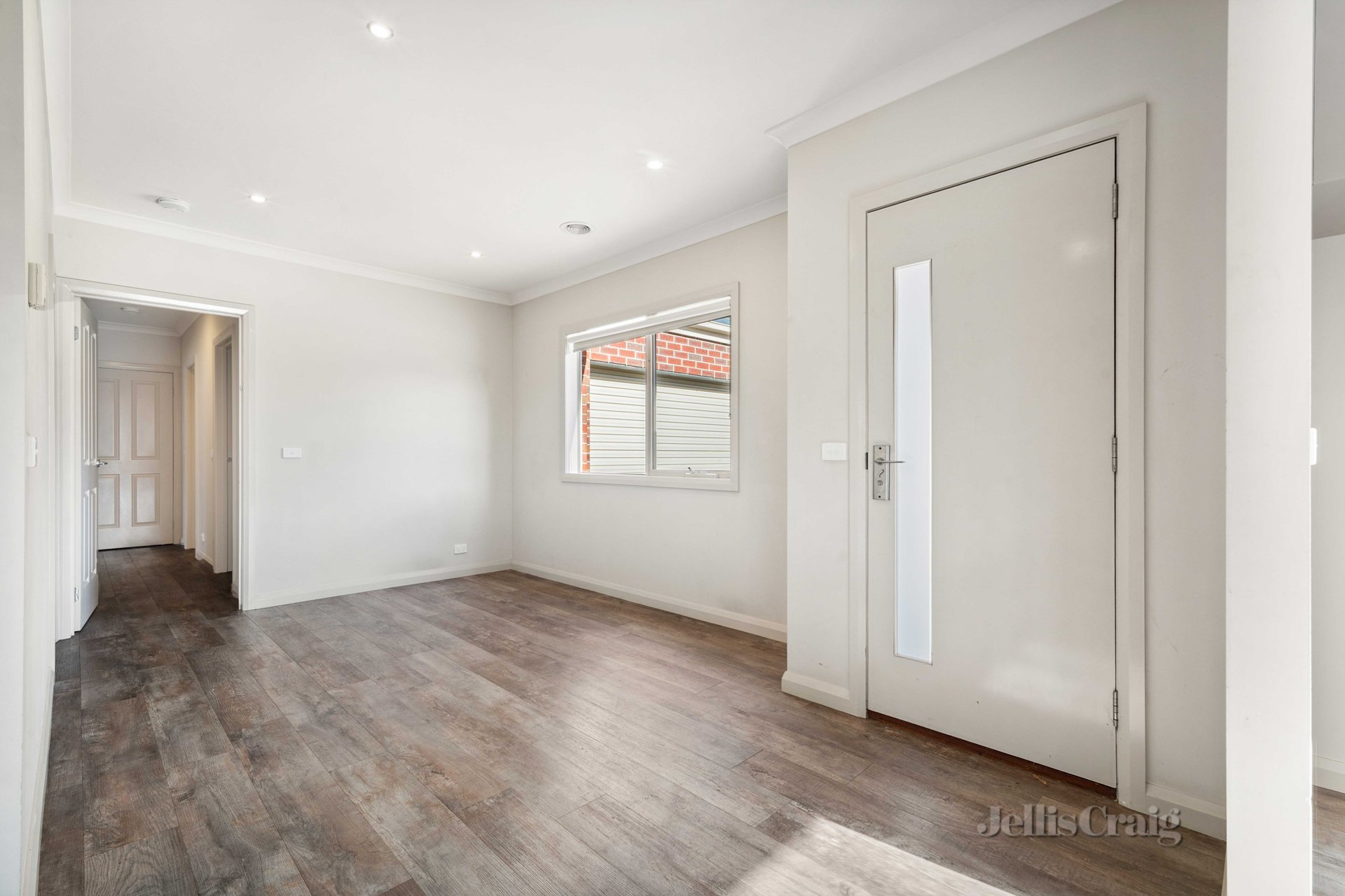 2/5 Whitehorse Road, Mount Clear image 2