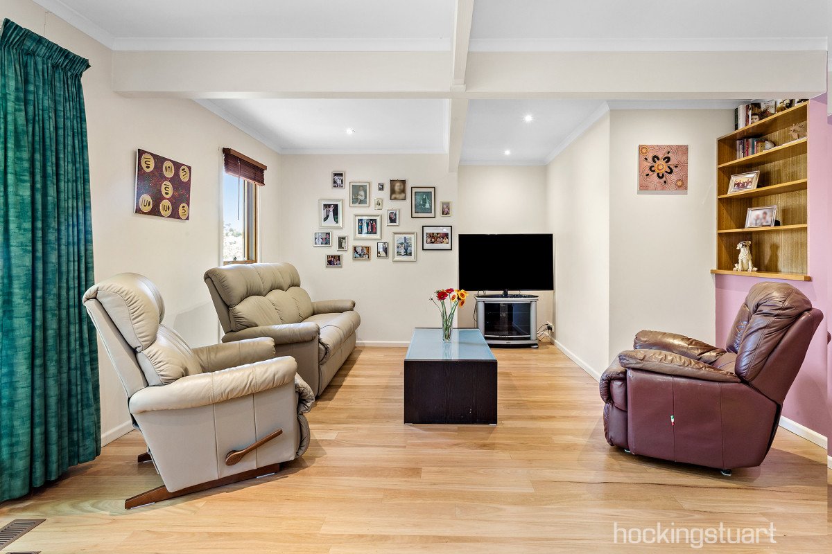 25 Woodhouse Grove, Box Hill North image 4