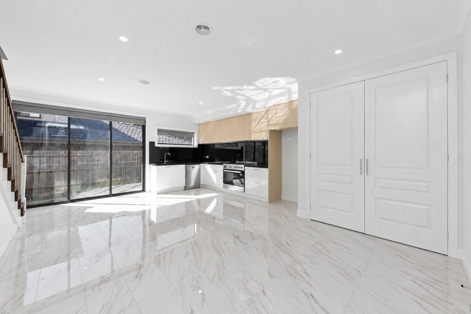 25 Wreford Road, Blackburn&nbsp;South image 2