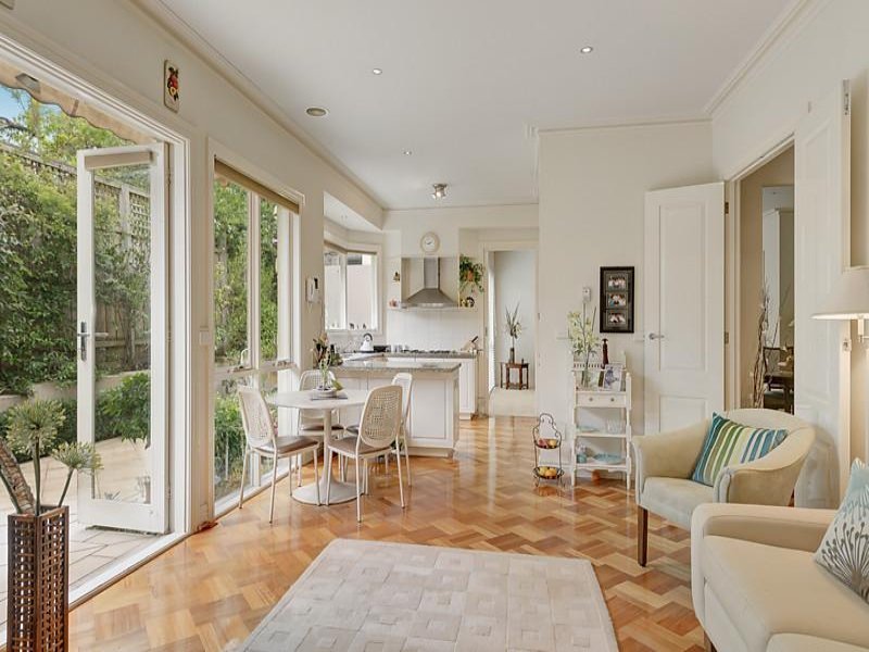 2/50 Davis Street, Kew image 2