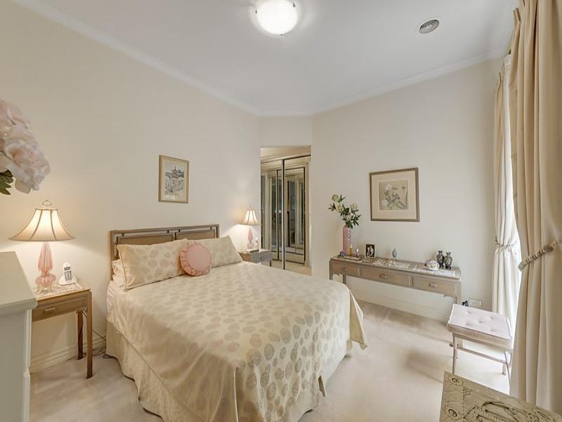 2/50 Davis Street, Kew image 6