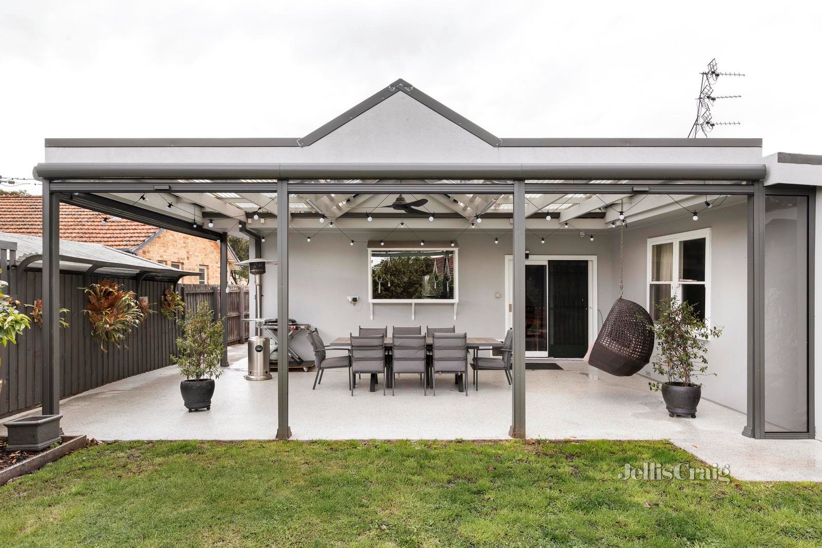 250 Gooch Street, Thornbury image 2