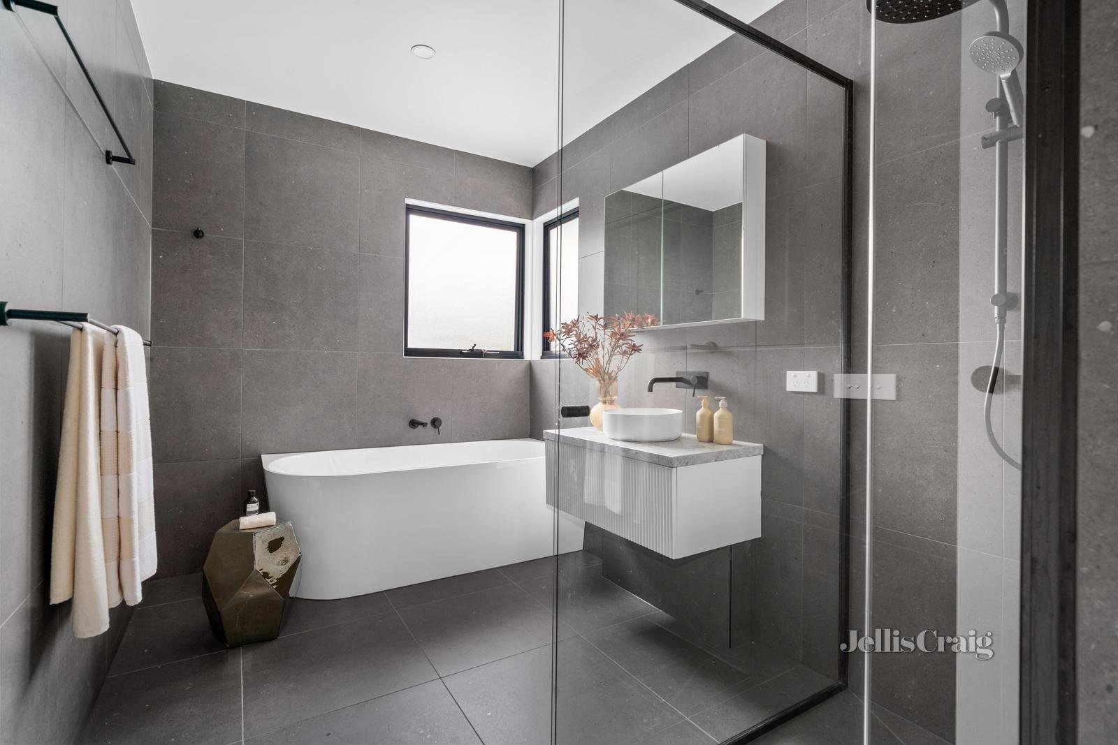 2/50 Kelvin Avenue, Montmorency image 12