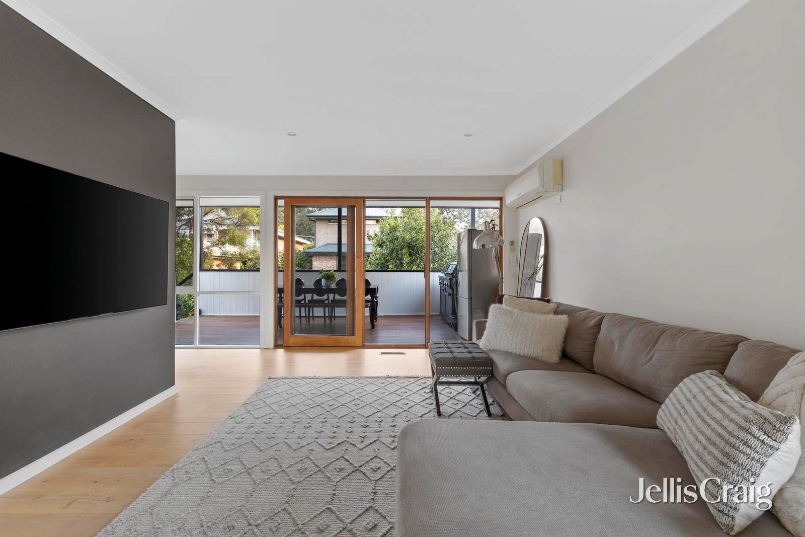 2/50 Luck Street, Eltham image 4