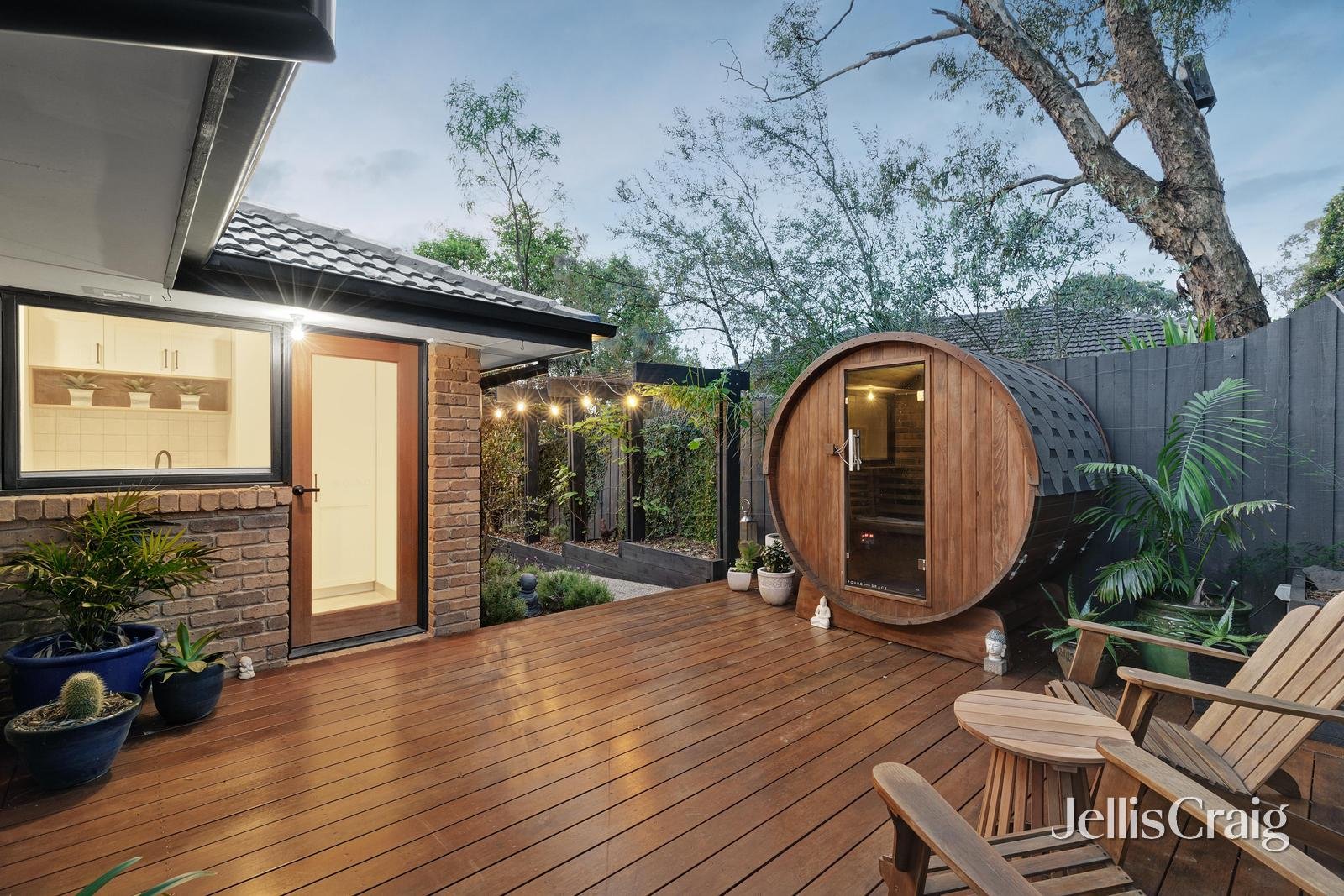 2/50 Luck Street, Eltham image 14