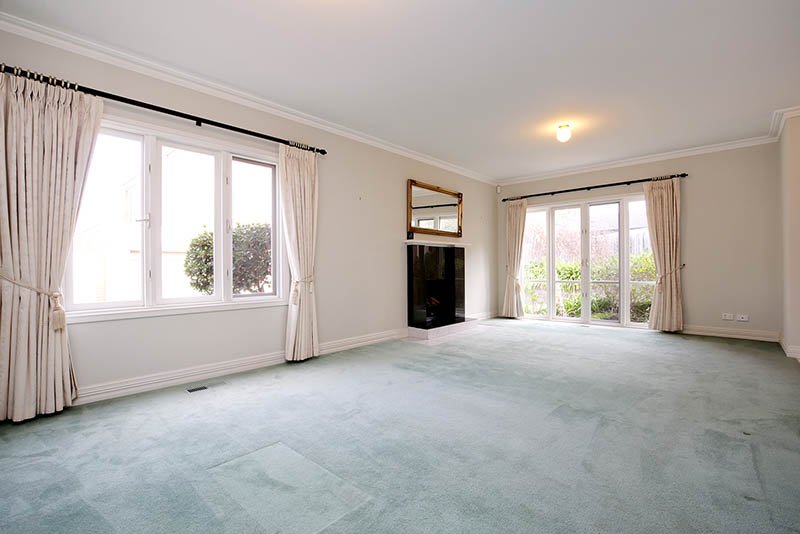 2/50 St Clems Road, Doncaster East image 3