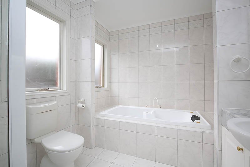 2/50 St Clems Road, Doncaster East image 5