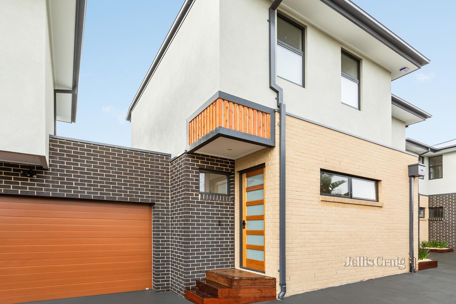 2/50 White Street, Mordialloc image 2