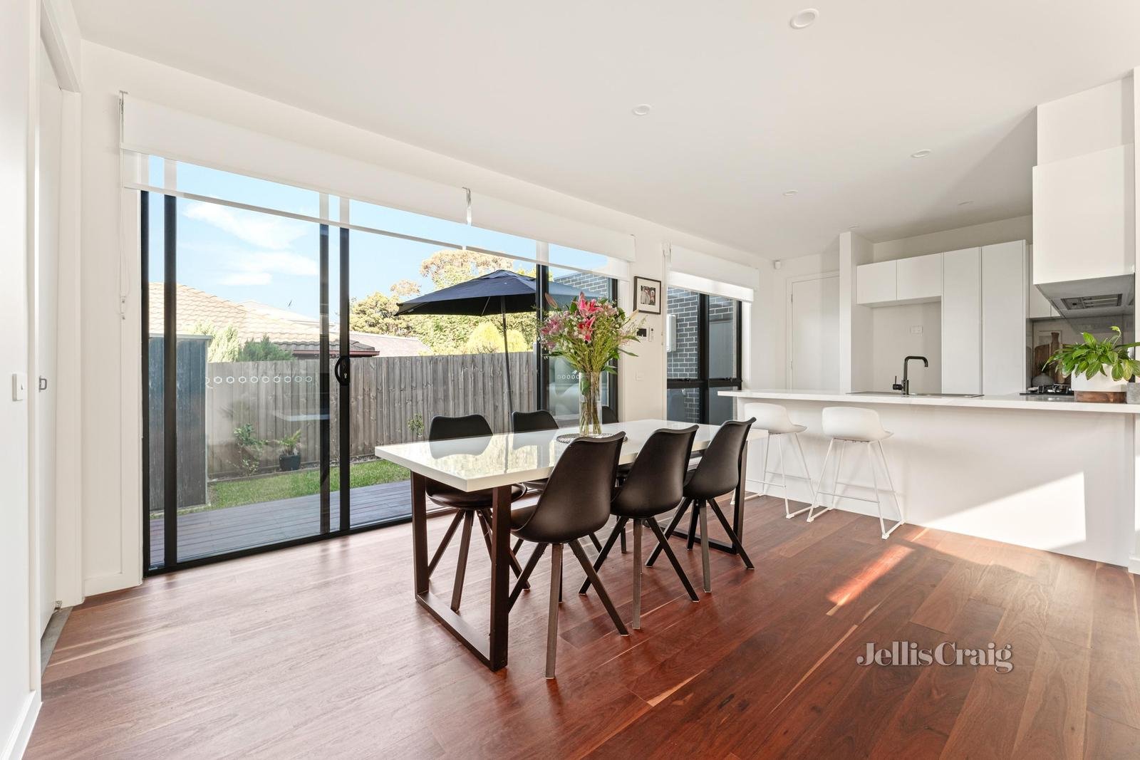 2/50 White Street, Mordialloc image 6