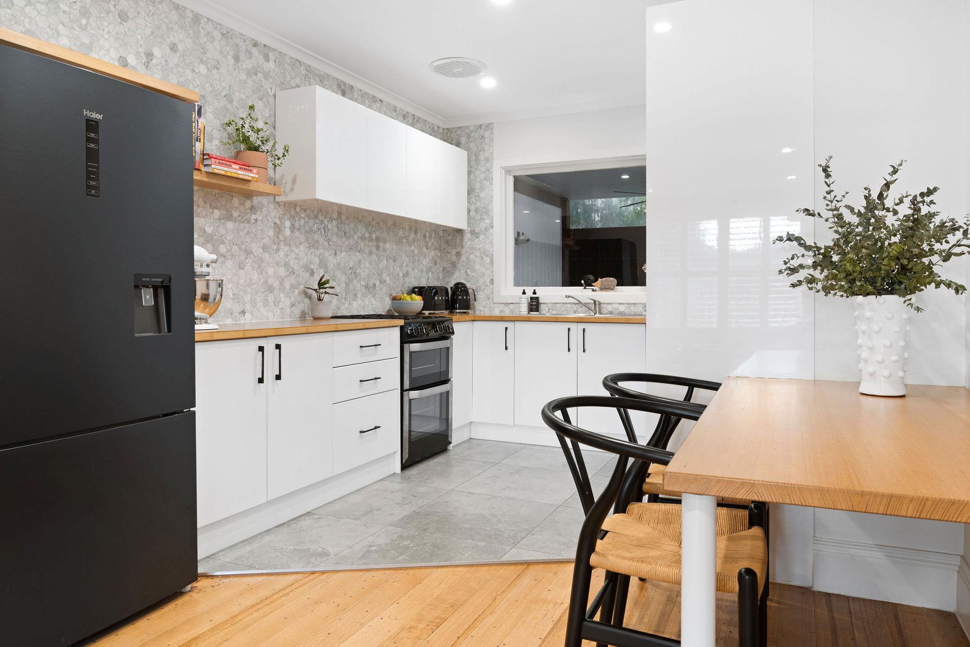 Property Gallery Thumbnail 2
