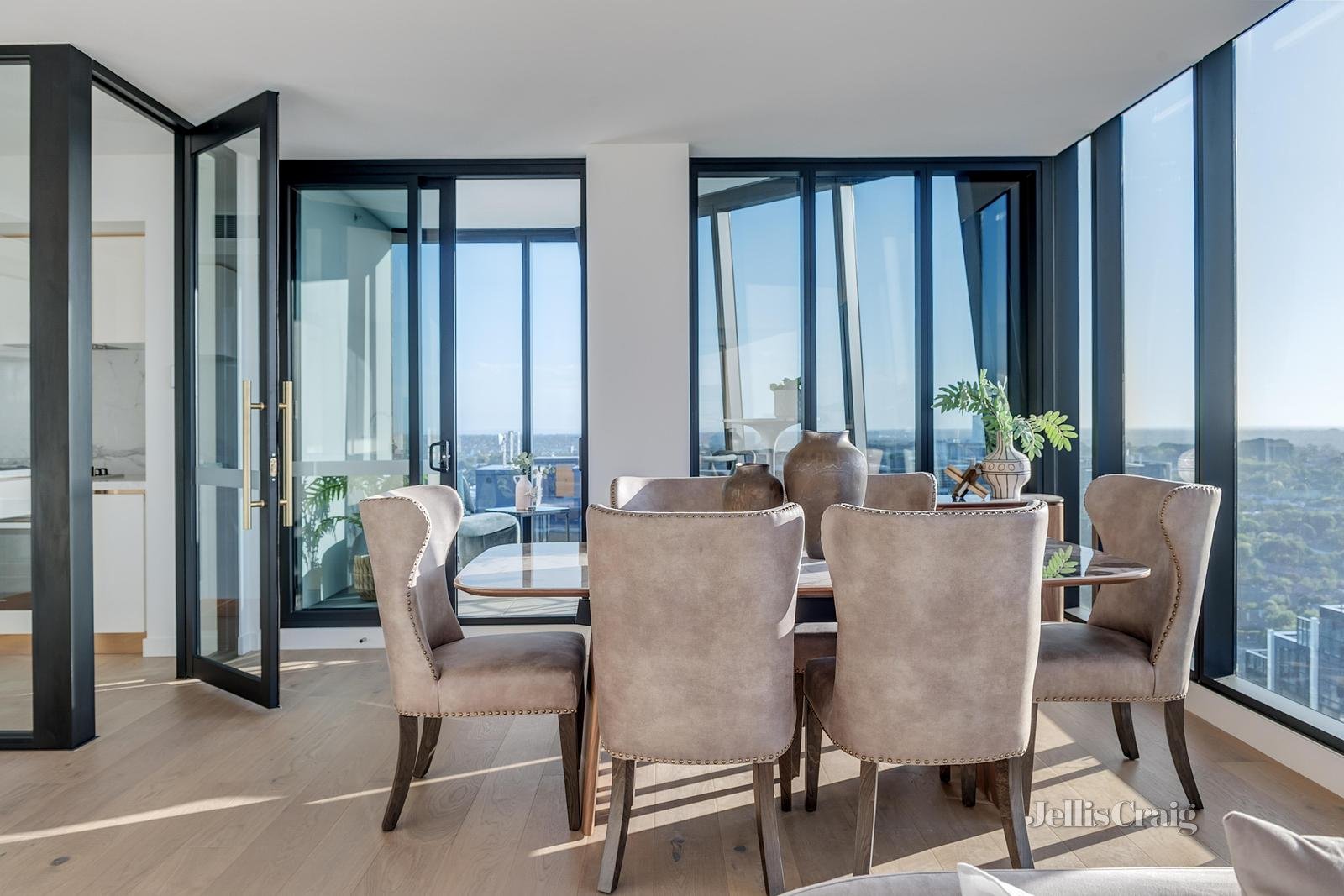 2501C,3403,3102,3101/845 Whitehorse Road, Box Hill image 6