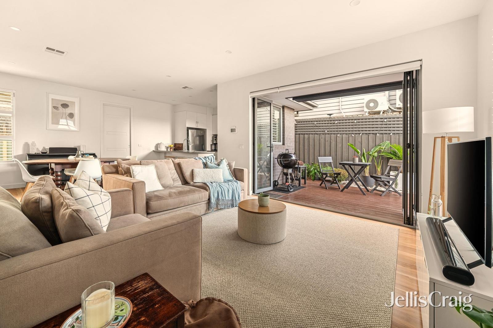 2/504 Nepean Highway, Bonbeach image 2