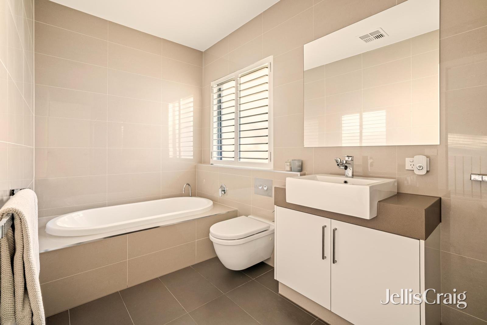 2/504 Nepean Highway, Bonbeach image 10