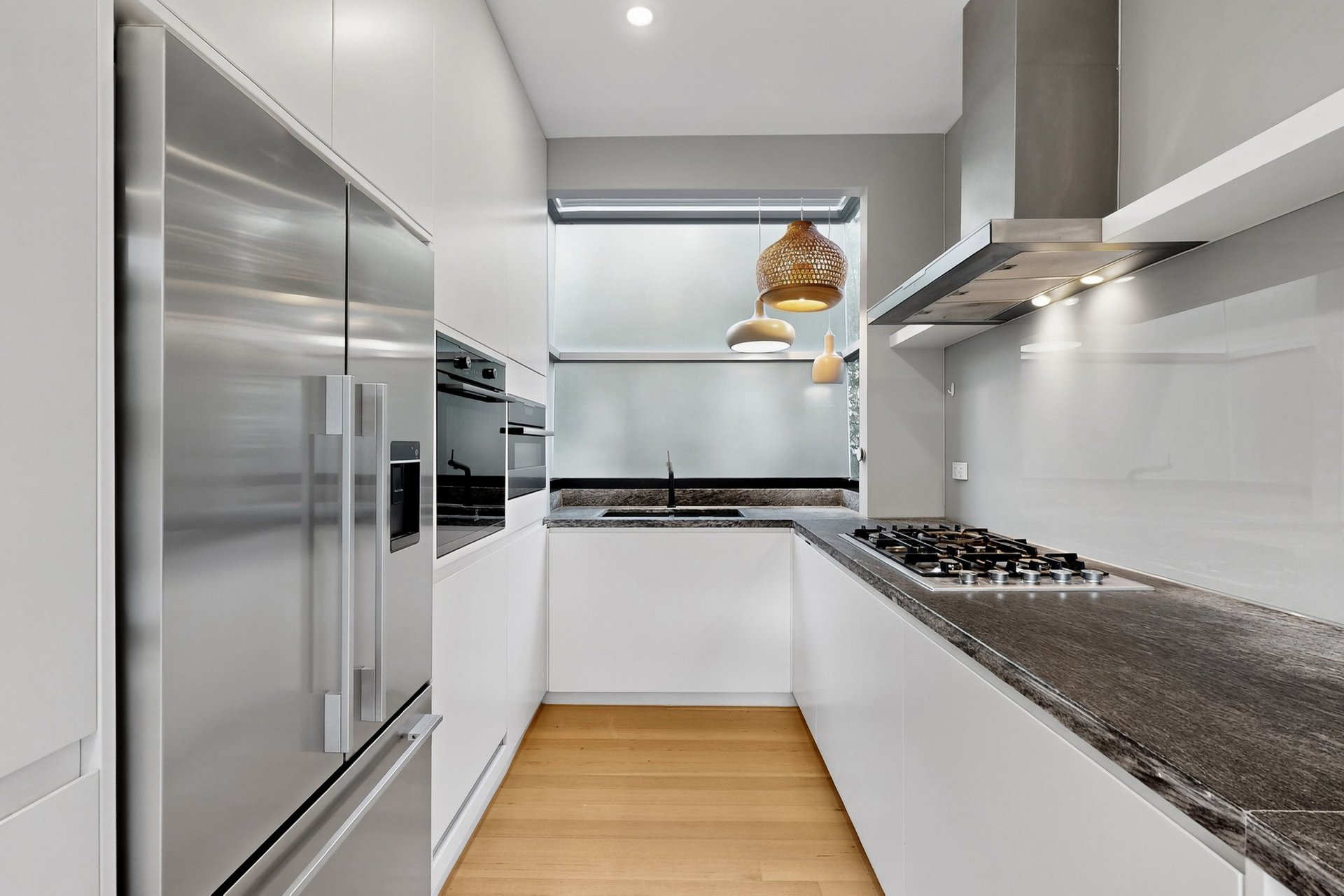 2/509 St Kilda Street, Elwood image 4