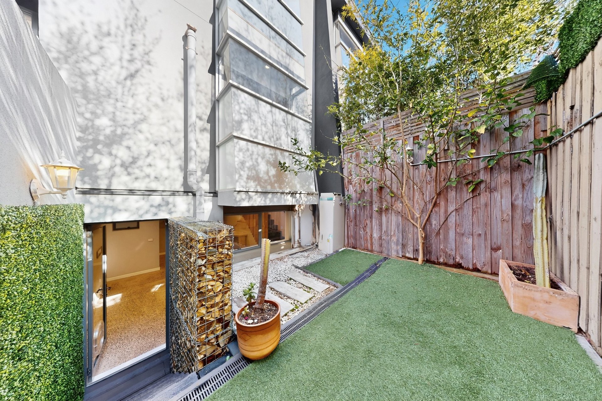2/509 St Kilda Street, Elwood image 6