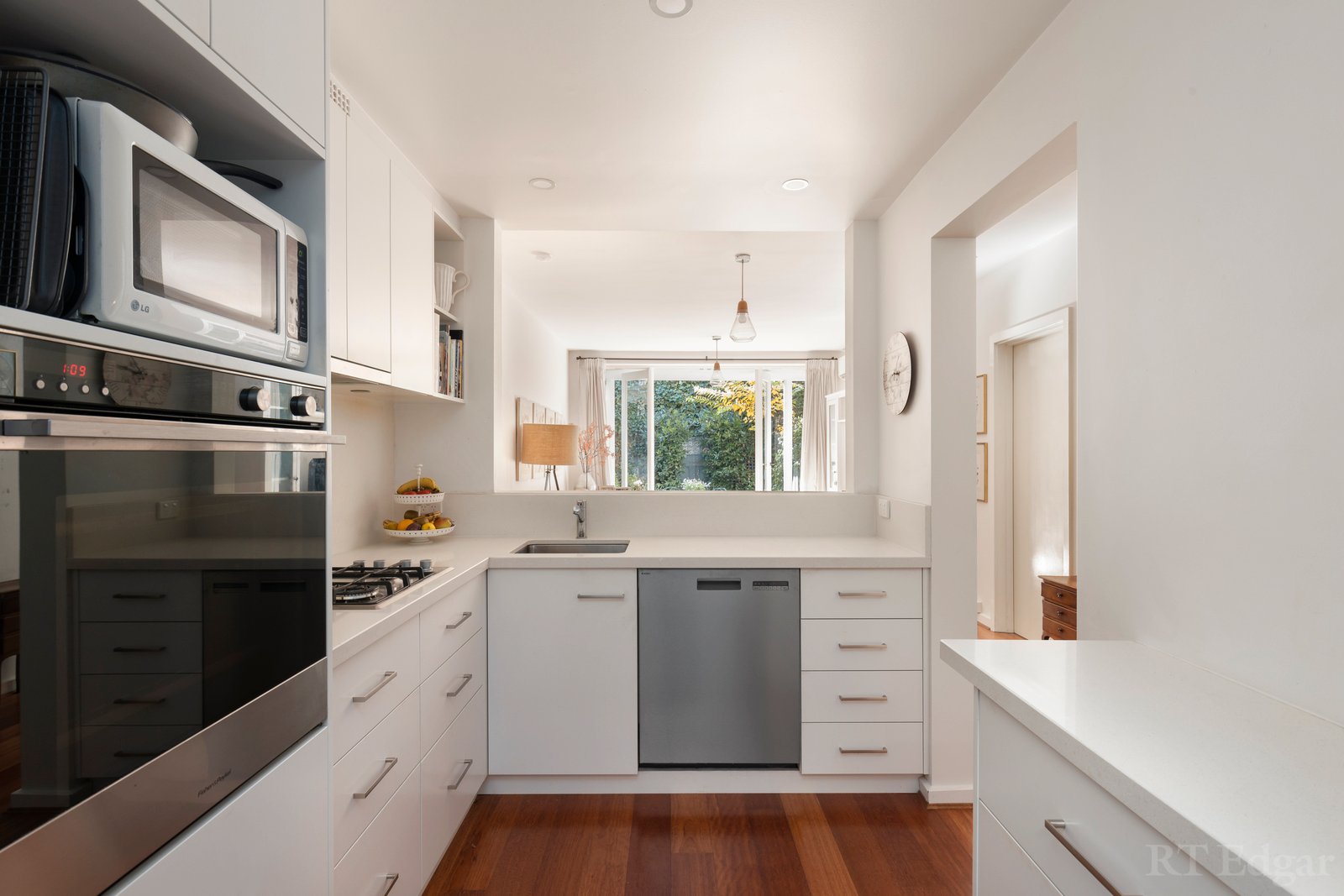 Property Gallery Thumbnail 6