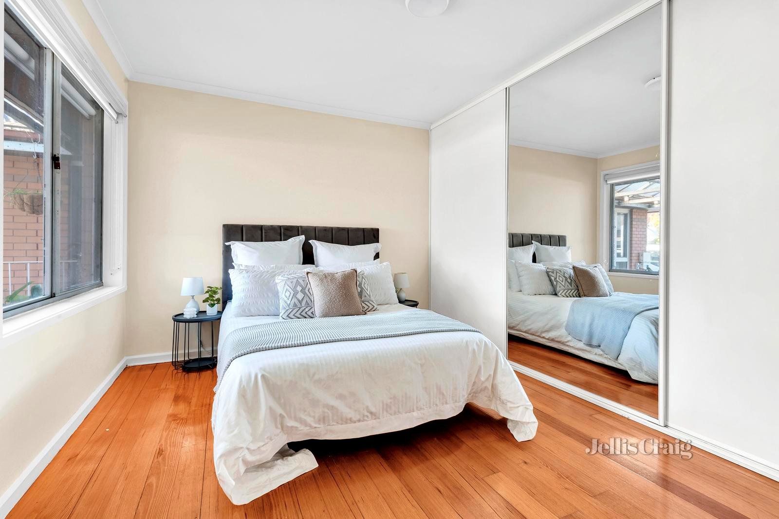 2/51 Bell Street, Coburg image 4