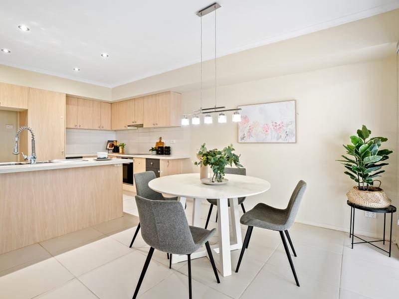 Property Gallery Thumbnail 3