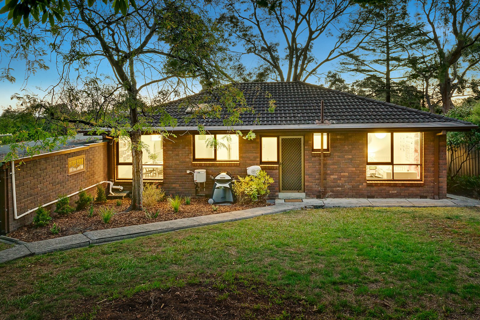 2/51 Campbell Street, Heathmont image 9