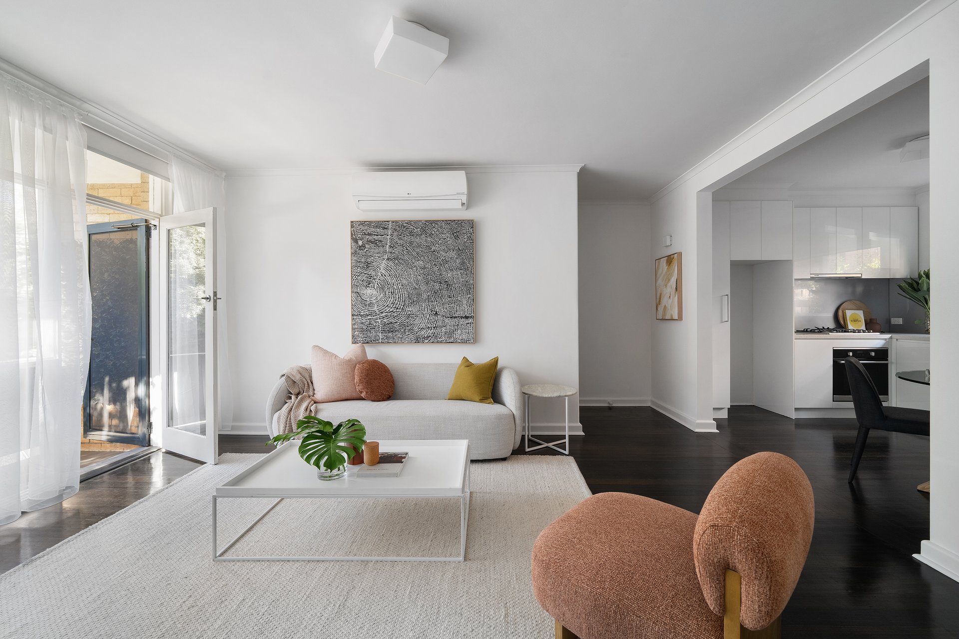 2/51 Denham Street, Hawthorn image 1